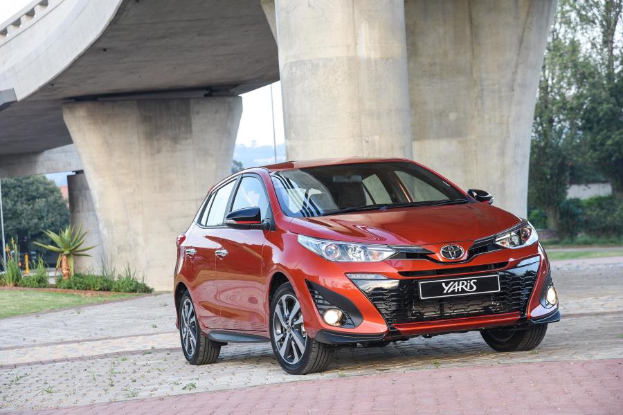  Toyota Yaris S 2018 года  (ZA) (фото 4 из 39)